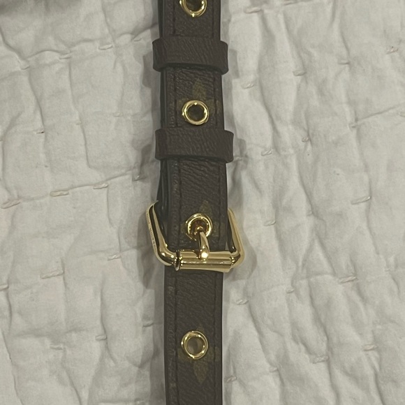 Louis Vuitton Canvas Pochette Metis - Picture 12 of 13